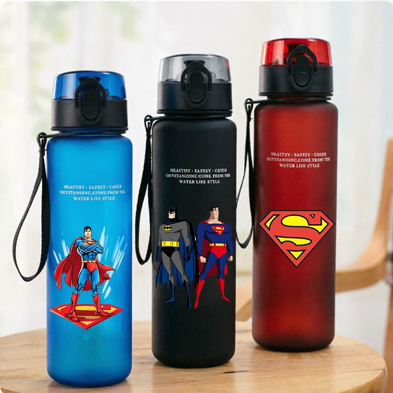 Reusable Bottle - Butelka na wodę sportowa Supermana 650ml